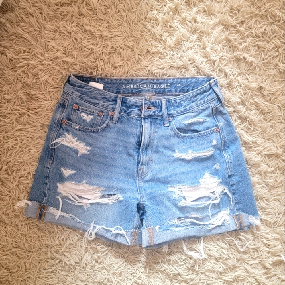 AE shorts